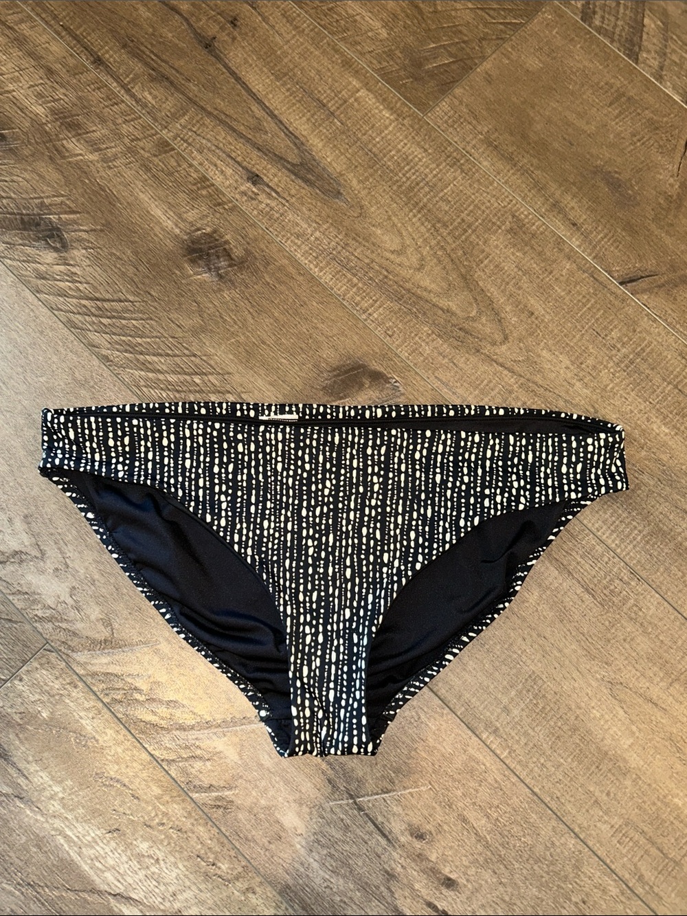 ATHLETA "CLEAN MEDIUM" SWIM BOTTOM SIZE LARGE